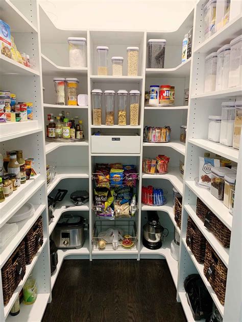Amazing Custom Walk-In Pantry Design Ideas