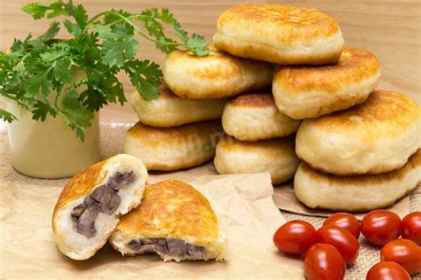 Жареные пирожки с грибами рецепт с фото - 1000.menu