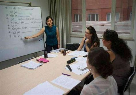 国际汉语教师联盟教老外写中国汉字 - 知乎