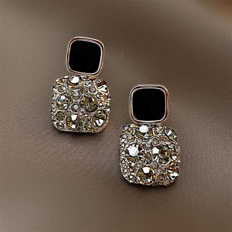 Black Stone Stud Geometrical Shape earrings – BeautyNX.com