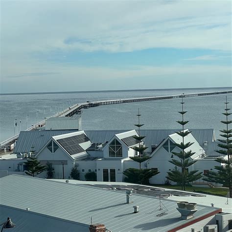 HILTON GARDEN INN BUSSELTON - Hotel Reviews, Photos, Rate Comparison ...