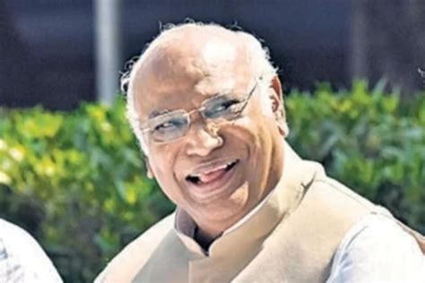 Who is Mallikarjun Kharge: कोण आहेत काँग्रेसचे नवे अध्यक्ष मल्लिकार्जुन ...