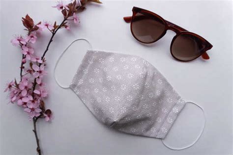 Expert Speak: Tips To Wear Your Mask Without Sacrificing Your Skin ...