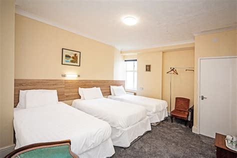 The Sherwood Palm Hotel, Torquay Beach, OYO Hotels Torquay, Book @ £213 ...