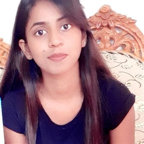 Shivani - Drawing teacher in Patna - ₹200/h