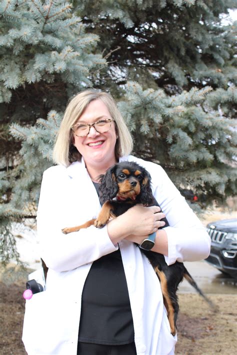 Meet Our Veterinarians | Waukee-Clive Veterinary Clinic