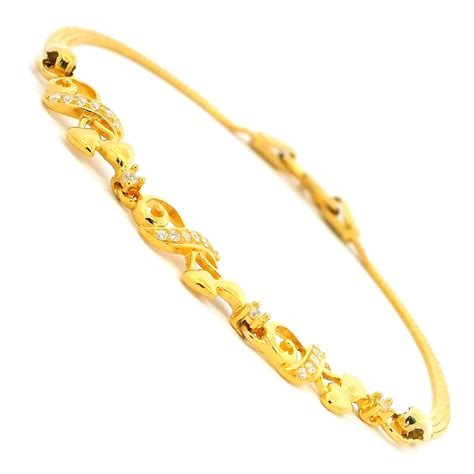 Modern Twirl Gold Bracelet for Women – WHP Jewellers
