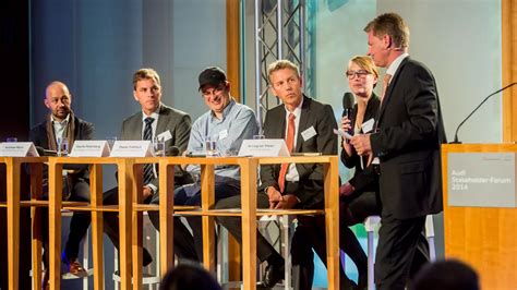 Constructive dialogue | audi.com