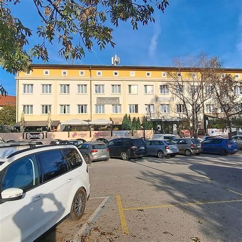 HOTEL GRAJSKI DVOR (Radovljica) - Hotel Reviews, Photos, Rate ...