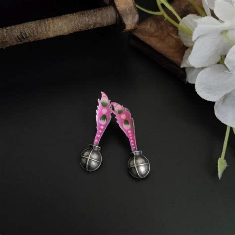 "Matki" Silver plated enamel earring – The Fiona Store