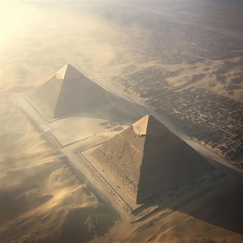 Aerial view of the pyramids of giza | Premium AI-generated image
