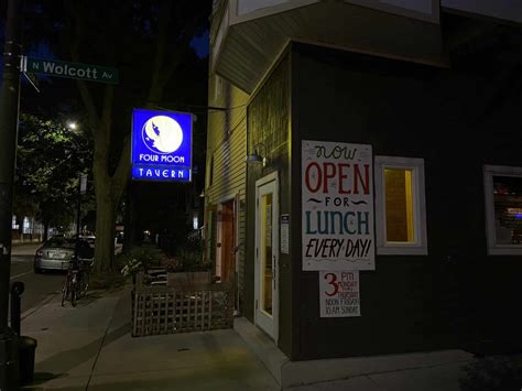 PIZZ'AMICI Chicago - Tavern-style