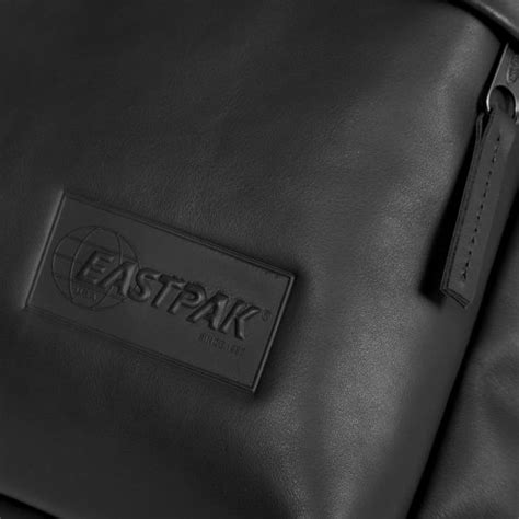 PADDED PAK'R® BlackAuthLeathr | Outlet | Eastpak IT