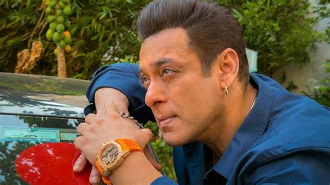 'Illegal & Haram': Muslim Cleric SLAMS Salman Khan For Wearing Ram ...