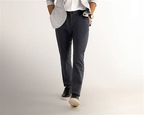 Buy Crew Neck and Round Neck T-shirts for Men - Blackberrys