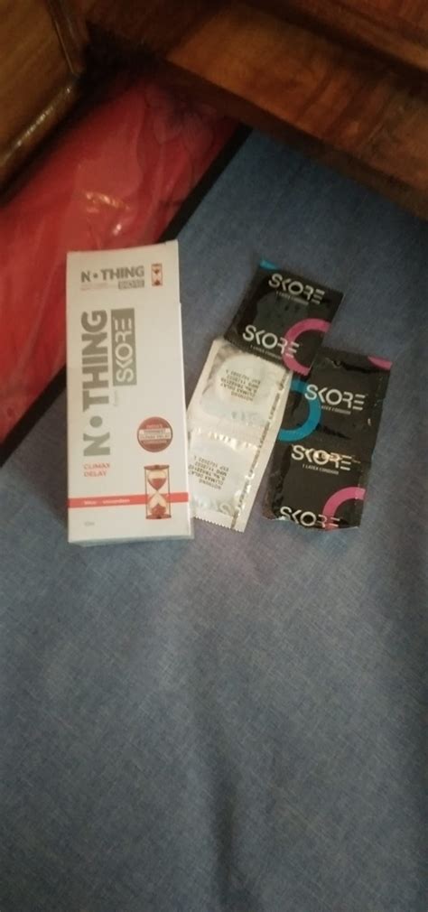 Buy Skore Nothing Thinnest Condoms | Chocolate Flavored With Disposal ...