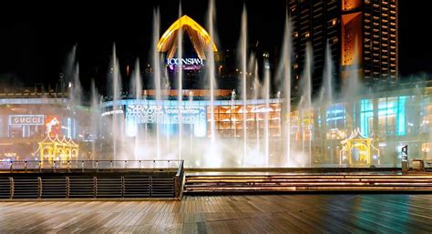 ไอคอนสยาม ร่วมกับ กรุงเทพมหานคร จัดงาน “The ICONIC Multimedia Water ...