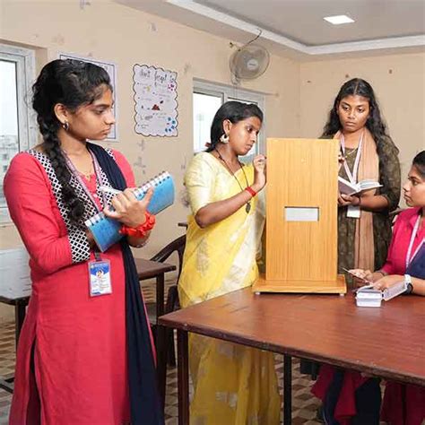 Mahalashmi Womens College