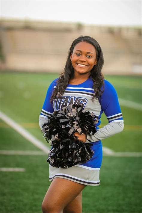 Cheer Poses For Photos at Lucile Hart blog