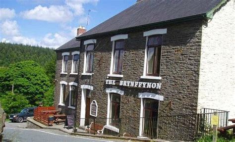 THE BRYNFFYNON HOTEL (Pontypridd) - B&B Reviews & Photos - Tripadvisor