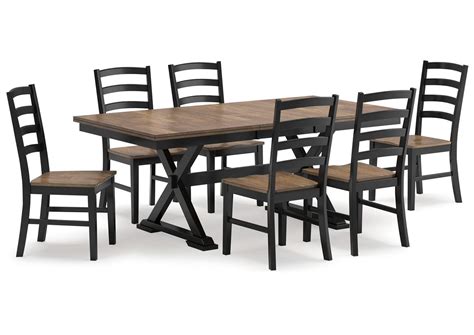 Wildenauer Extendable Dining Table and 6 Chairs