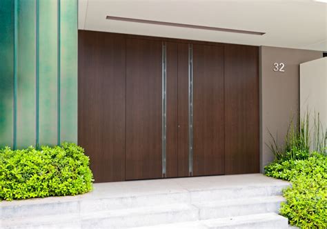 Brown front door » traditional to contemporary design | PIRNAR