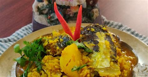Pompi Das. দ্বারা মুড়ি ঘন্ট (গোবিন্দ ভোগ চালের)(Macher Muri Ghonto ...