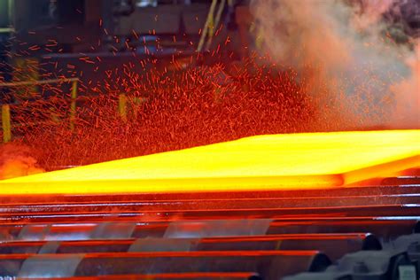 Precision measuring systems for the metals industry | Micro-Epsilon