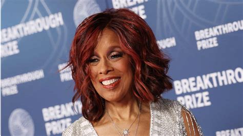 TikTok sensation Rob Anderson talks gay science and touring