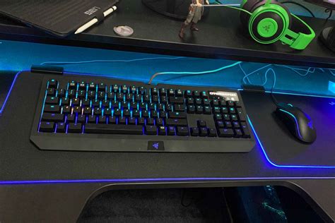 Image result for How To Use Mouse Pad of Mouse