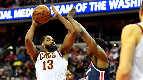 Tyronn Lue announces changes to Cleveland Cavaliers starting lineup ...