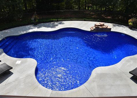 Latham Calypso II Vinyl Liner Plunge Pool - Swimming Pools
