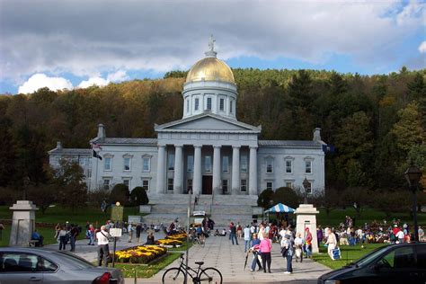 A 2006 picture of Vermont's capital. | Montpelier, Vermont, Taj mahal