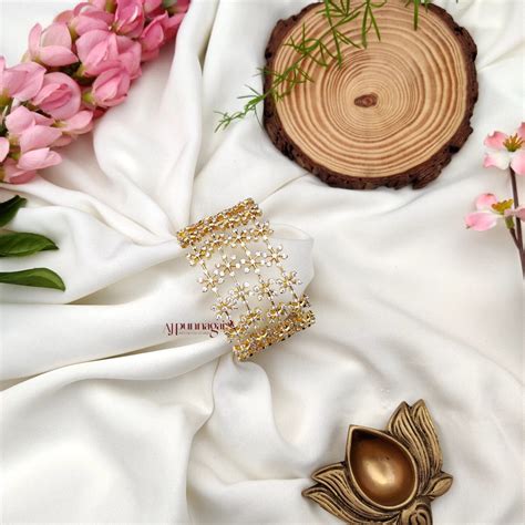 Dazzling star design AD stone Bangle - 2.6 ( set of 4) – AJ Punnagai