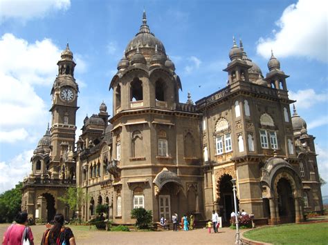 CHHATRAPATI SHAHU MAHARAJ PALACE - KOLHAPUR Photos, Images and ...
