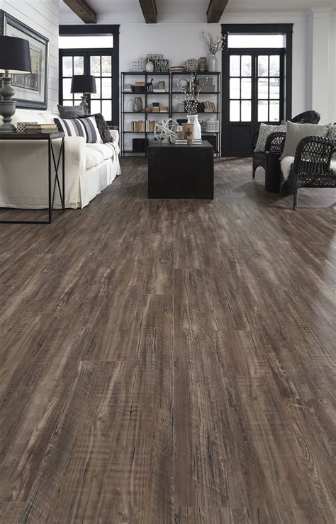 The Benefits Of Rustic Vinyl Flooring - Flooring Designs