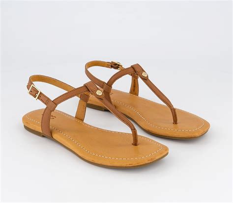 UGG Madeena Toe Thong Sandals Tan - Women’s Sandals