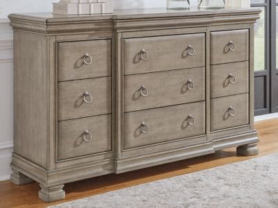 Lexorne Dresser – Ashley Furniture Homestore India