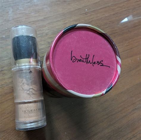 Dusting Powder Victoria Secret 的图像结果