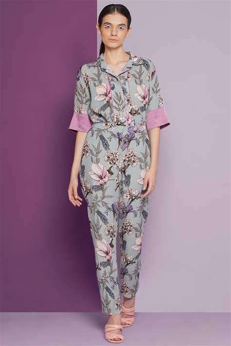 Plumeria pant & shirt set – PARUL & PREYANKA CLOTHING