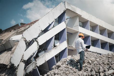 Building Collapsing 的图像结果
