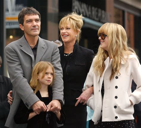 Stella Banderas Et Dakota Johnson