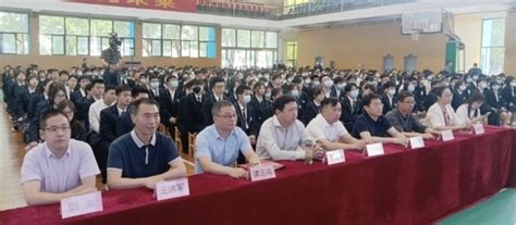 2023湖北宜昌市科技高中语文、数学、政治教师引进公告（即日起报名）