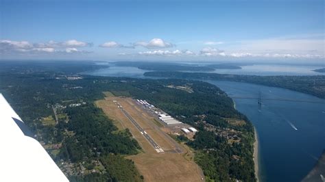 Tacoma Narrows KTIW | SkyVector