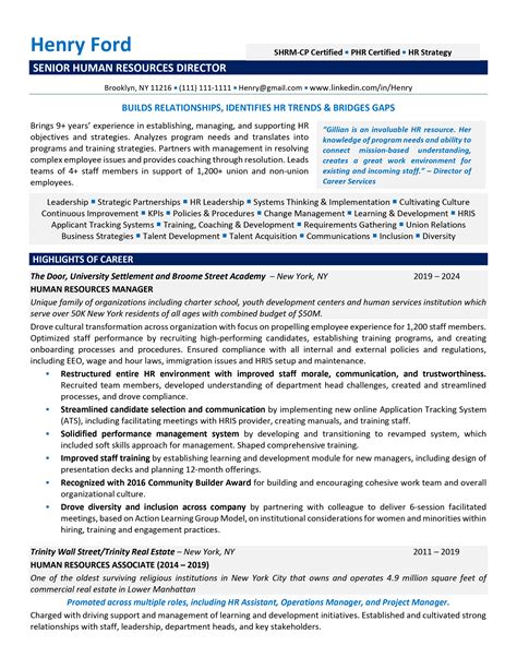 2025 HR Director Resume Examples [+Guide]