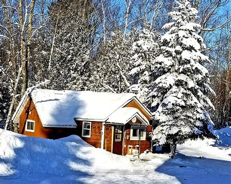 MILLER’S COTTAGES (Ontonagon, Michigan) - Cottage Reviews & Photos ...