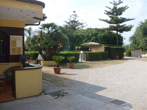 LA FATTORIA SUL MARE (Torre Ruffa, Calabria) - Apartment Reviews ...