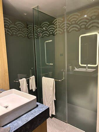 HOTEL SANTIKA PASIRKALIKI (Bandung) - Hotel Reviews, Photos, Rate ...