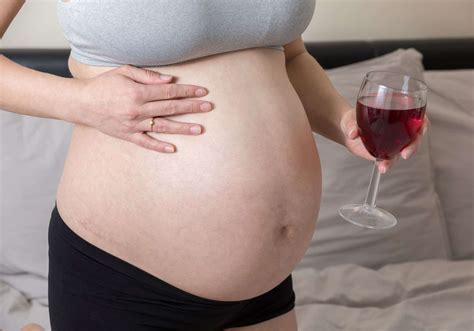 Steroid Addiction: Signs, Symptoms, Effects and Treatment