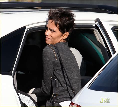Halle Berry: Motherhood Over Movies: Photo 2508396 | Celebrity Babies ...